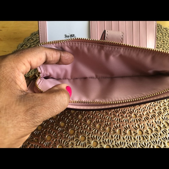 Worn just a few like new , Great condition . - Picture 2 of 4